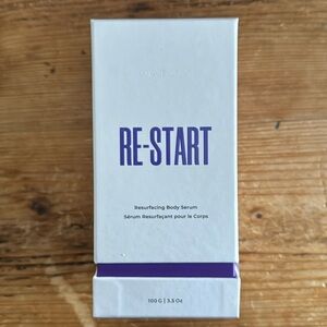 NEW UNOPENED SEALED 2x MAELYS RE-START Resurfacing Body Serum